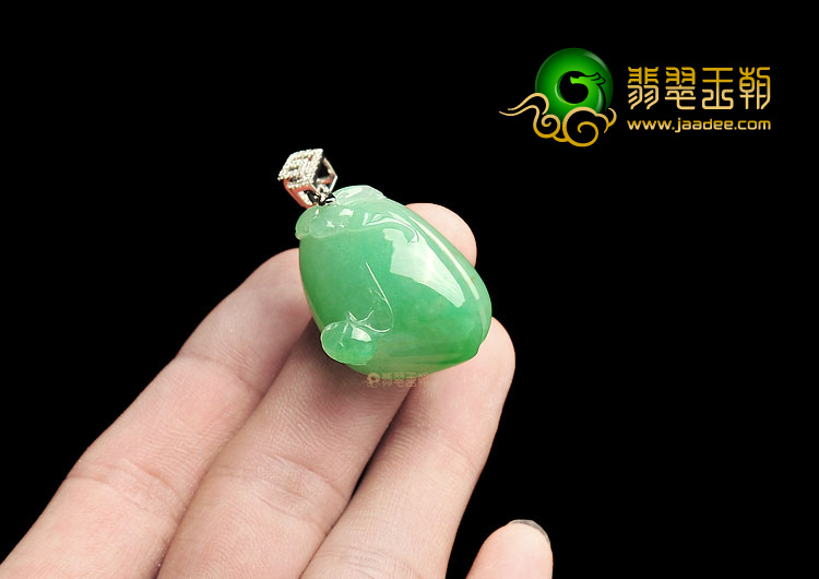 (超值推荐)冰种翠色富甲一方挂件