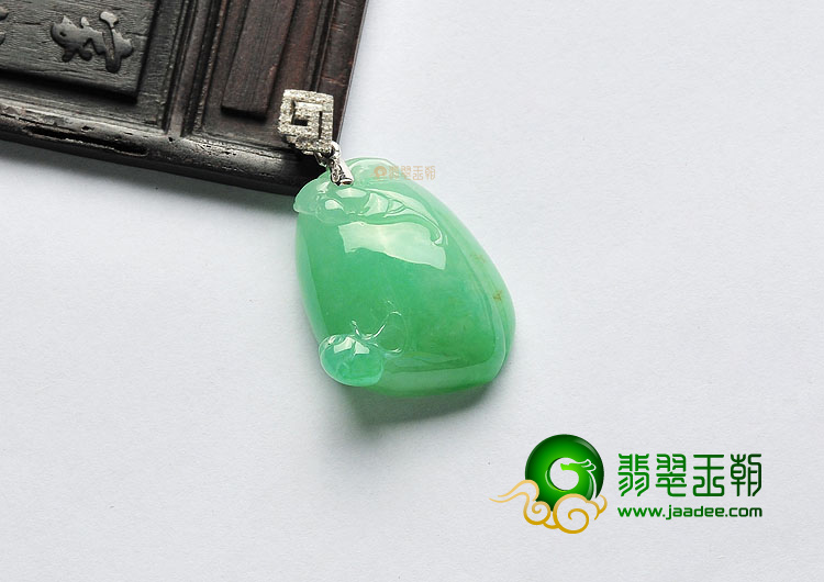 (超值推荐)冰种翠色富甲一方挂件