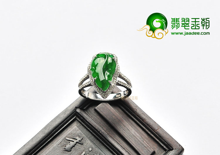 (超值推荐)冰种帝王绿镶玫瑰金玉叶戒指(真钻)