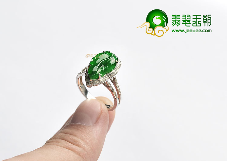 (超值推荐)冰种帝王绿镶玫瑰金玉叶戒指(真钻)