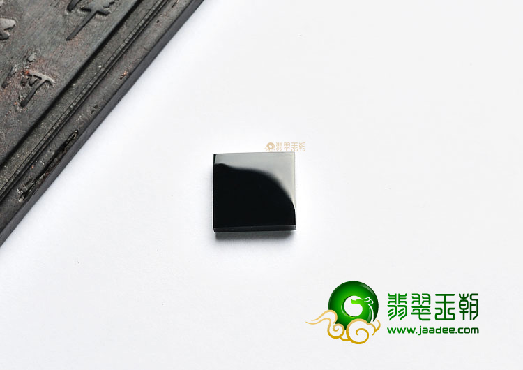 (超值推荐)玻璃种墨翠戒面