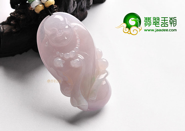 (超值推荐) 糯冰种淡春带彩玉佛挂件