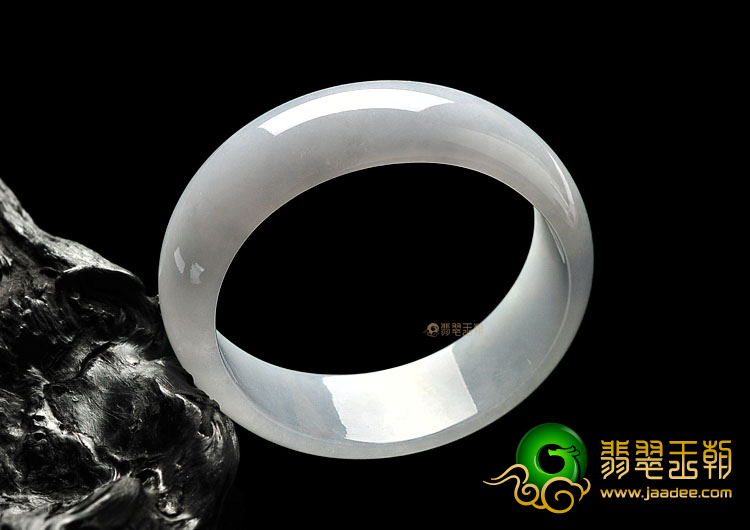 (超值推荐)糯冰种晴水贵妃镯(56mm-49.8mm)