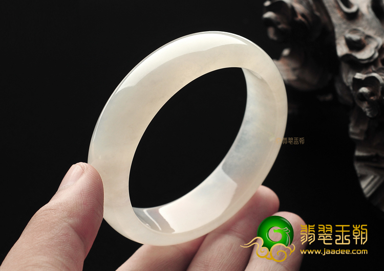 (超值推荐)冰种白色手镯(57.2mm)