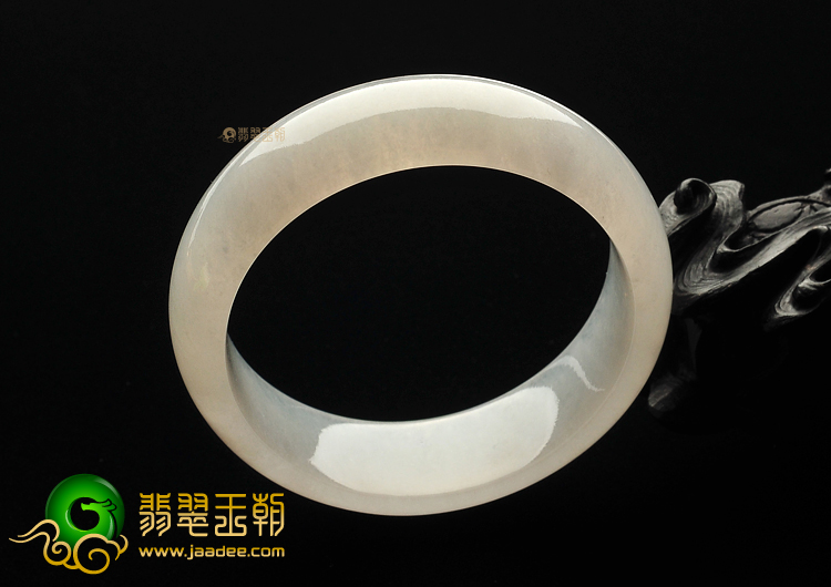 糯冰种白色手镯(57.8mm)