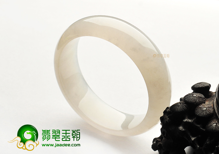 糯冰种白色手镯(57.8mm)