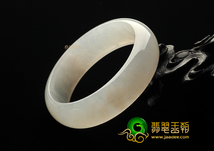糯冰种白色手镯(57.8mm)