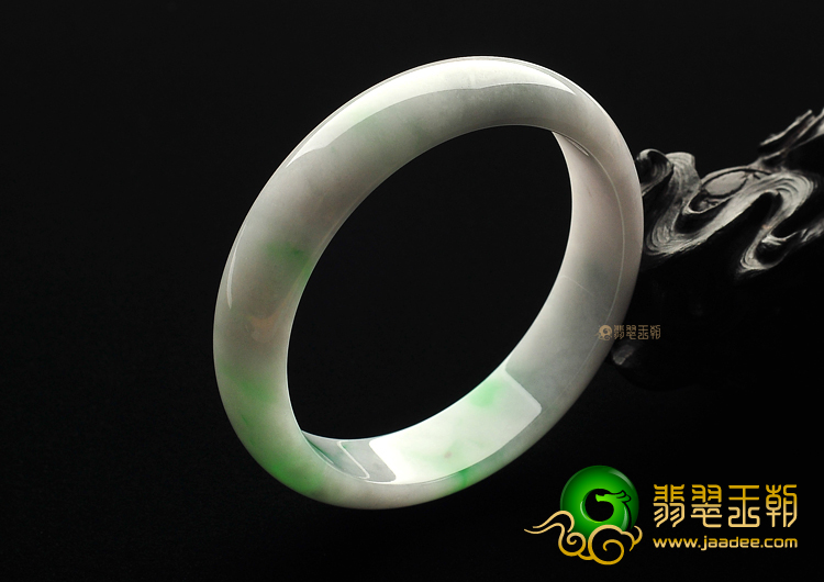 糯冰种春带彩手镯(60.1mm)