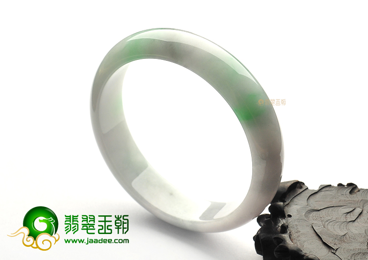 糯冰种春带彩手镯(60.1mm)