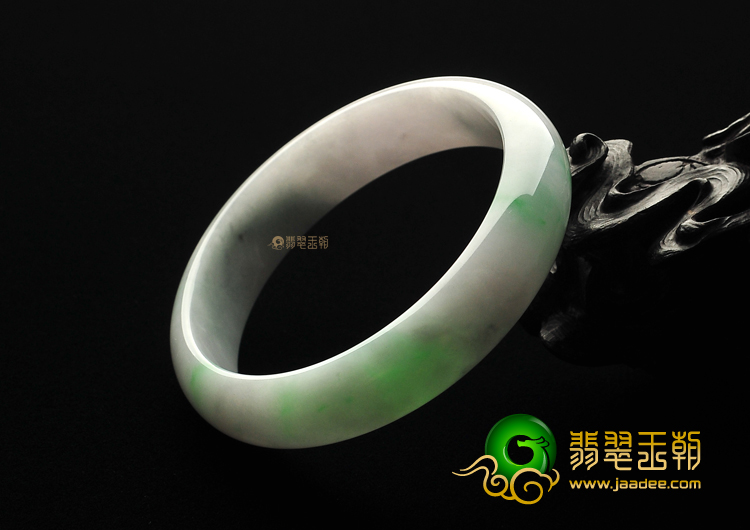 糯冰种春带彩手镯(60.1mm)