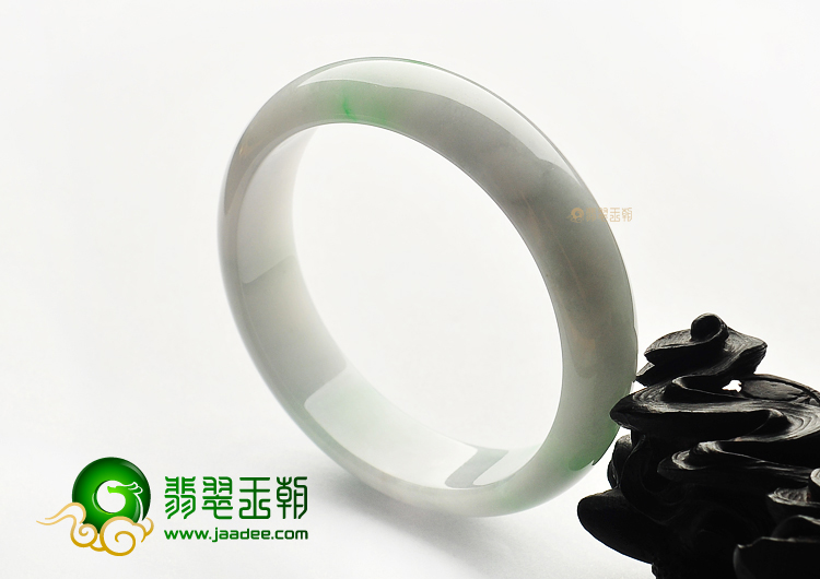 糯冰种淡春带彩手镯(60mm)