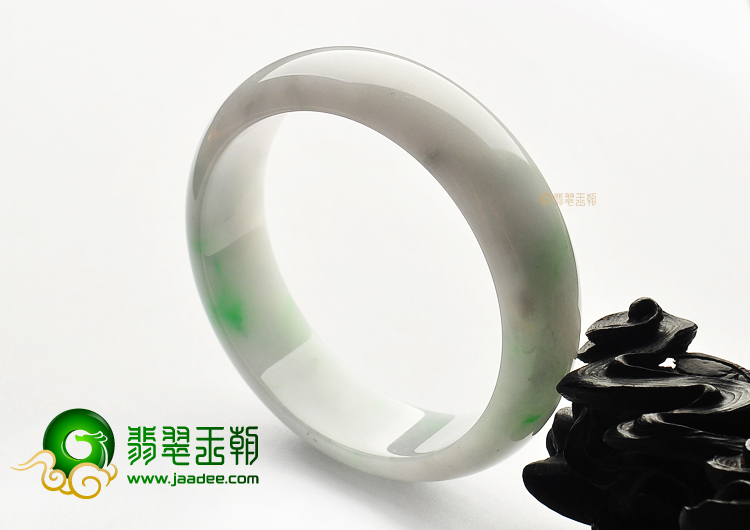 糯冰种淡春带彩手镯(61mm)