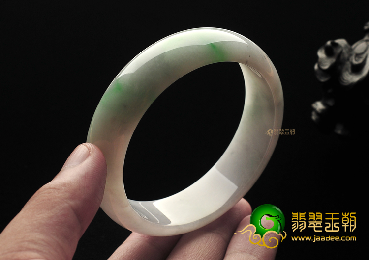 糯冰种春带彩手镯(59.1mm)