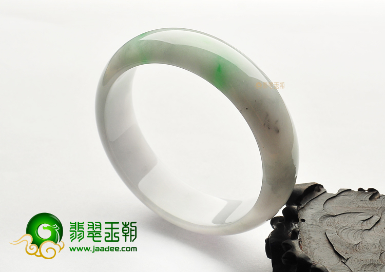 糯冰种春带彩手镯(59.1mm)
