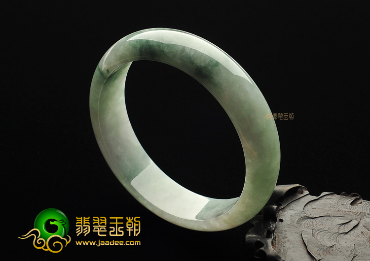 糯冰种飘花手镯(58.1mm)