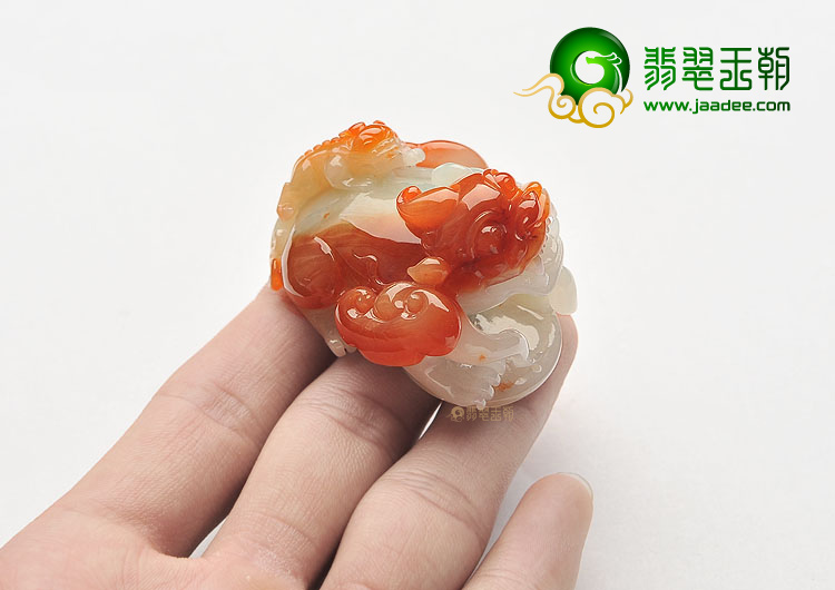 糯冰种红黄翡貔貅挂件