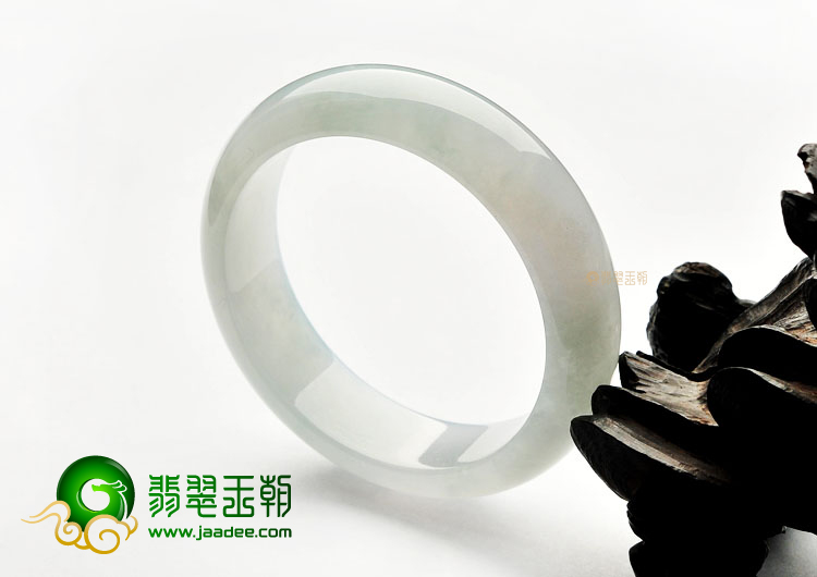 (超值推荐)冰种淡晴水手镯(56.9mm)