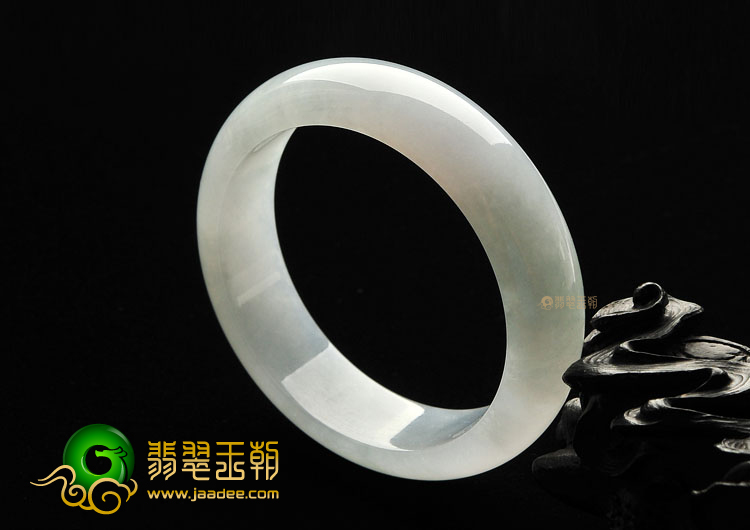 (超值推荐)冰种淡晴水手镯(56.9mm)