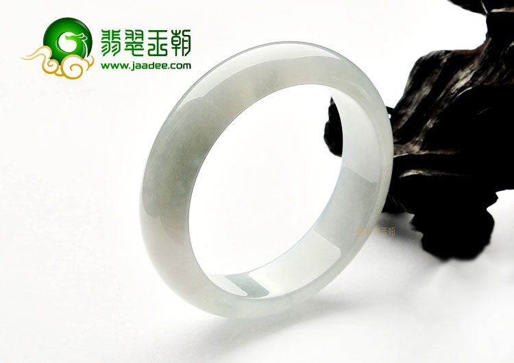 (超值推荐)冰种淡晴水手镯(56.9mm)