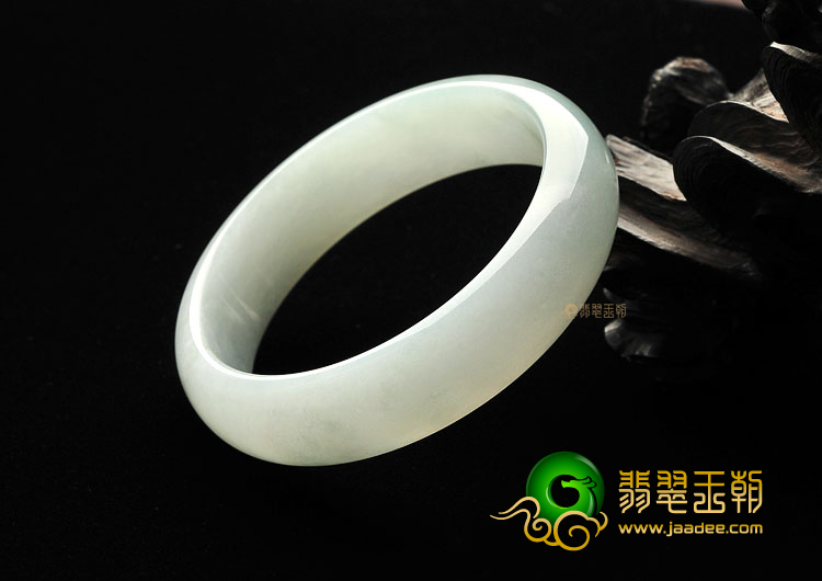 (超值推荐)冰种晴水手镯(59.5mm)