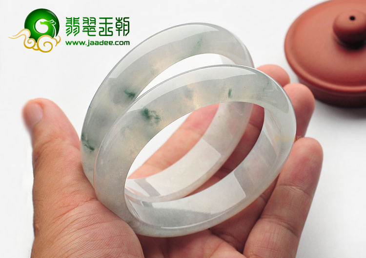 (超值推荐)冰种飘花手镯(59.1mm/58.9mm一起走)