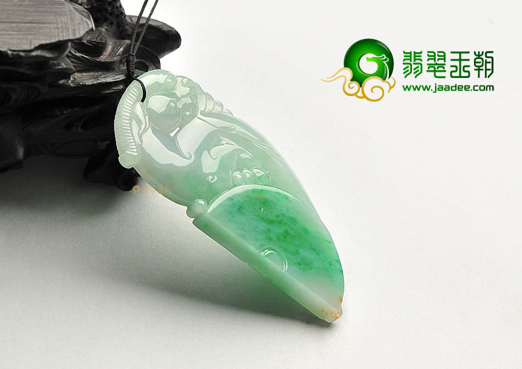 糯冰种飘翠龙凤牌挂件(一对)