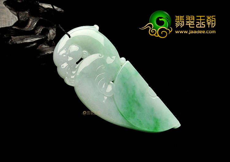 糯冰种飘翠龙凤牌挂件(一对)
