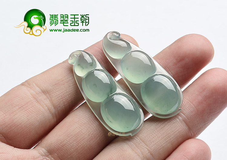 (超值推荐)冰种晴水四季豆挂件(一对)