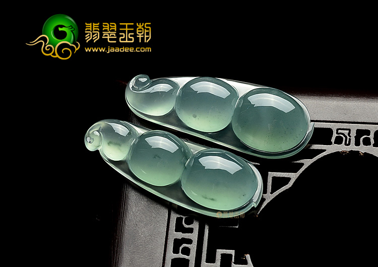 (超值推荐)冰种晴水四季豆挂件(一对)