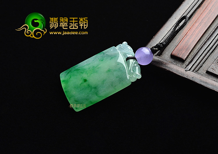 (超值推荐)冰种飘翠方牌挂件