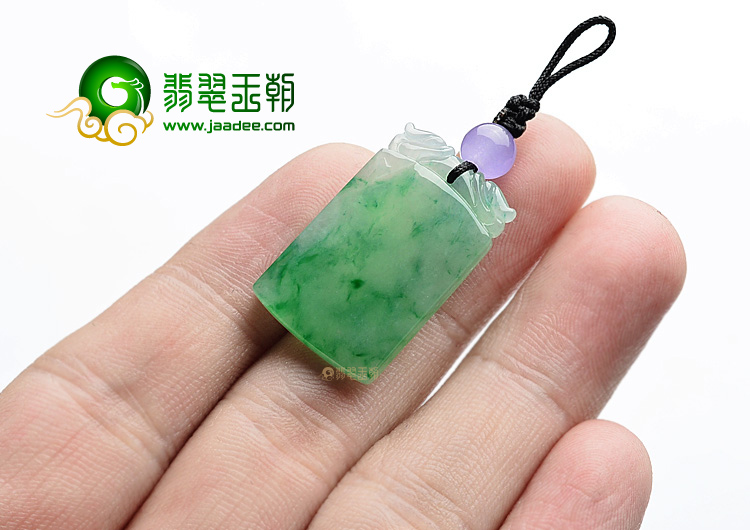 (超值推荐)冰种飘翠方牌挂件
