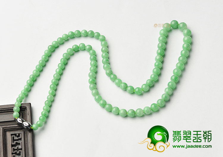 (超值推荐)糯冰种翠色项链