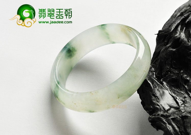 冰种飘花贵妃镯(56mm-48.9mm)