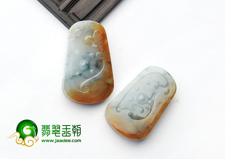 糯冰种褐黄翡仿古龙凤牌挂件(一对)