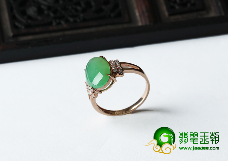 冰种绿晴水镶玫瑰金戒指