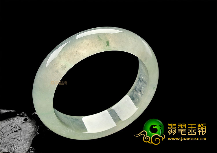 (超值推荐)冰种淡晴水略飘花手镯(60.3mm)