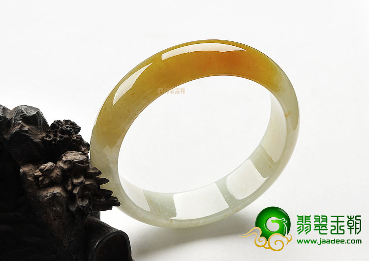(超值推荐)糯冰种黄翡手镯(60.9mm)