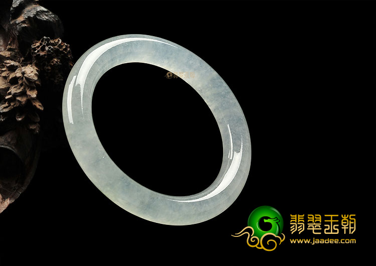(超值推荐)冰种白色圆条手镯(57.1mm)