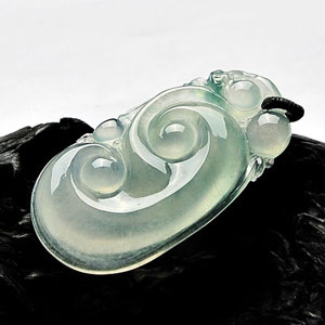 冰种晴水略飘花龙行如意挂件