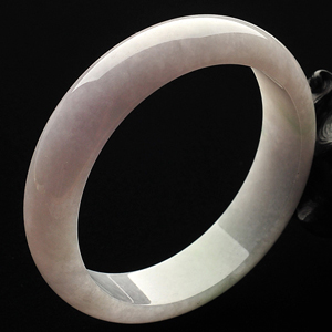 糯冰种淡春带彩手镯(58mm)