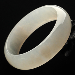 糯冰种白色手镯(57.8mm)