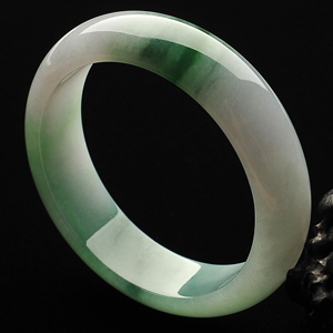 糯冰种飘花手镯(57.4mm)