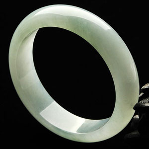 (超值推荐)冰种淡晴水手镯(59.4mm)