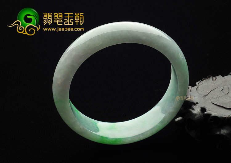 (超值推荐)糯冰种飘翠手镯(60mm)
