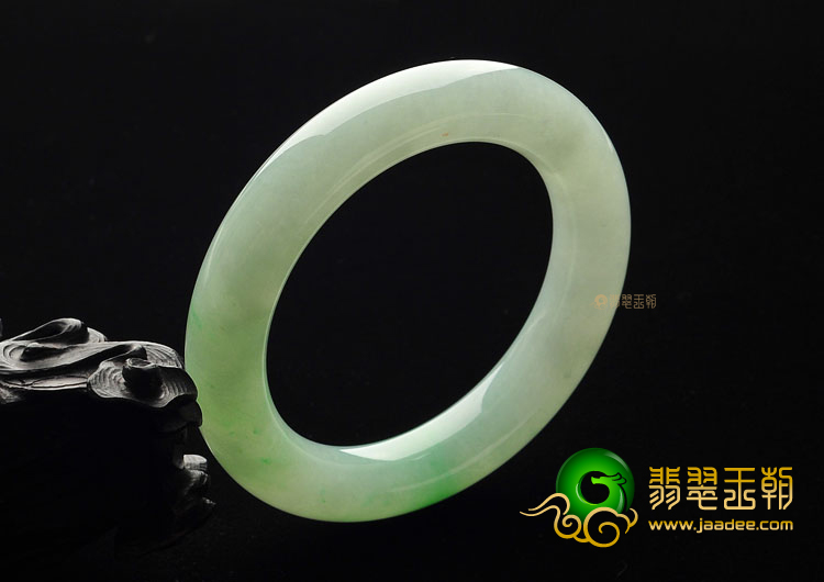 (超值推荐)冰种绿晴水圆条手镯(55.9mm)