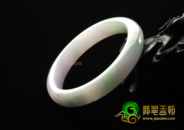 (超值推荐)糯冰种淡春带彩手镯(56.mm)