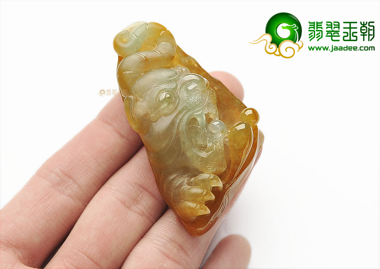 冰种褐黄翡虎虎生威挂件