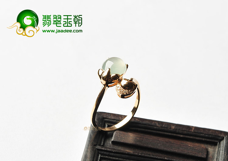 （成本清仓）冰种无色镶玫瑰金钻石戒指