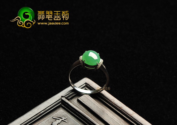 冰种晴水镶白金钻石戒指