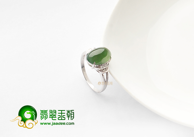 冰种晴水镶白金钻石戒指